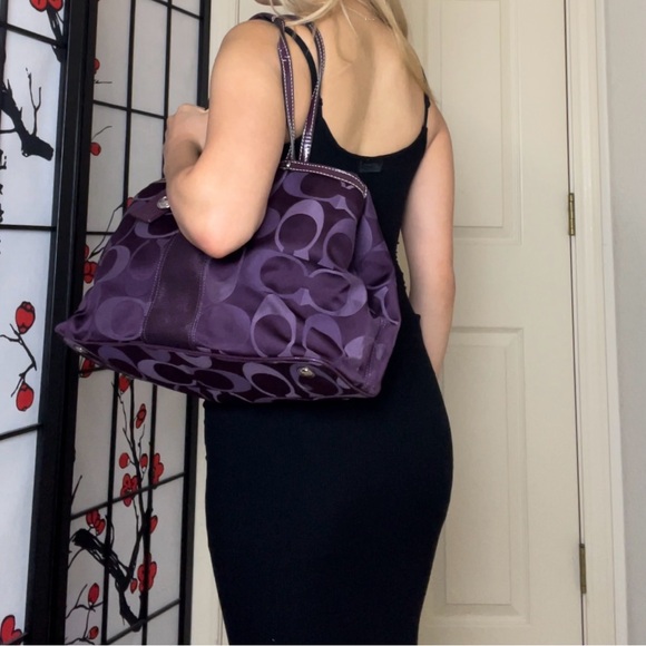 Vintage Coach Signature Dark Plum Purple Stripe Carryall Tote Shoulder-Bag Purse - Picture 4 of 11